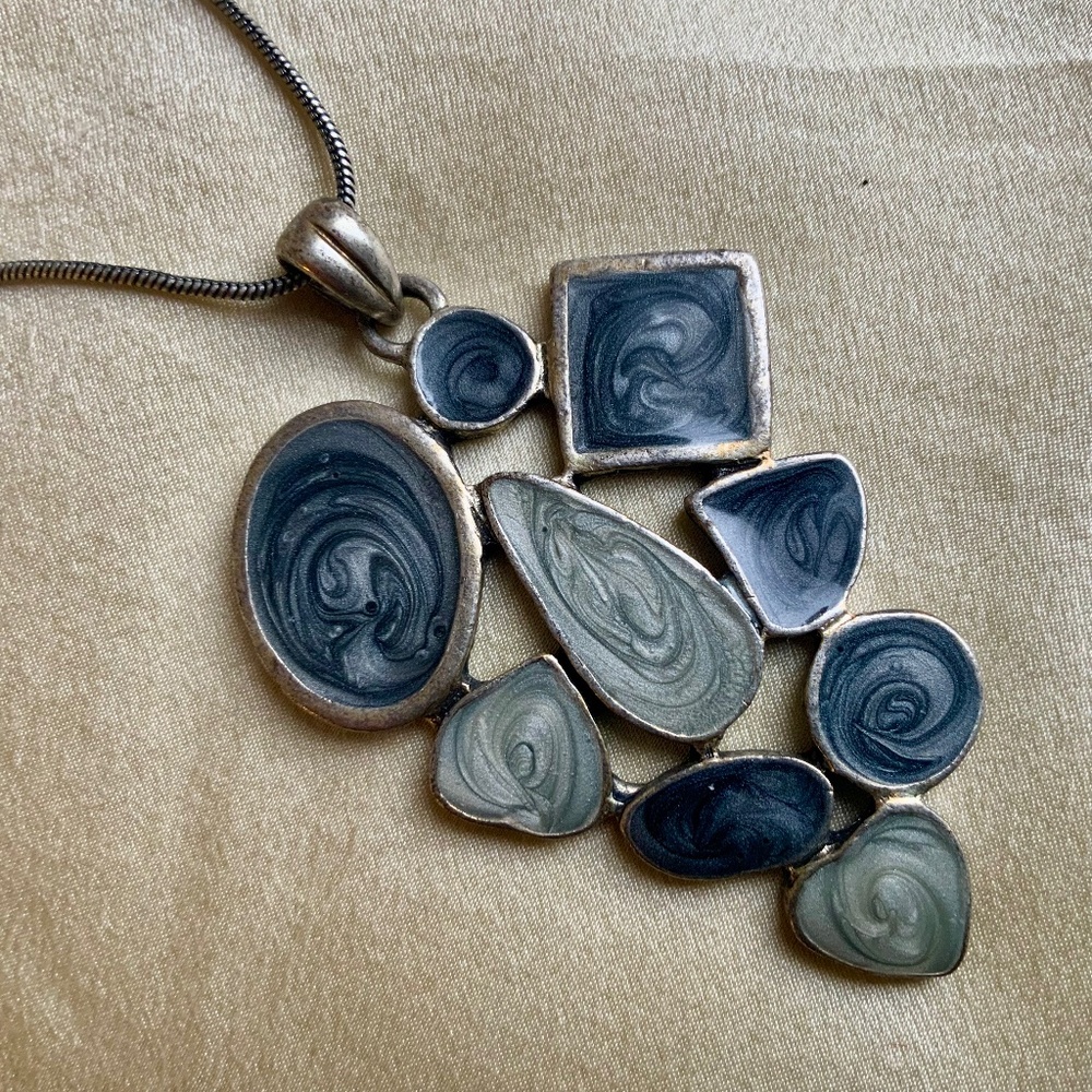 “All Shades of Grey” pendant necklace. Modernist style, vintage.
